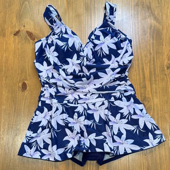 Navy & purple floral swimdress built in boy shorts one piece swimwear NWOT 2XL - Picture 2 of 15